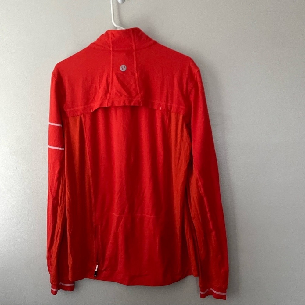 Lululemon Bright Red Lightweight 1/2 zip pullover men large